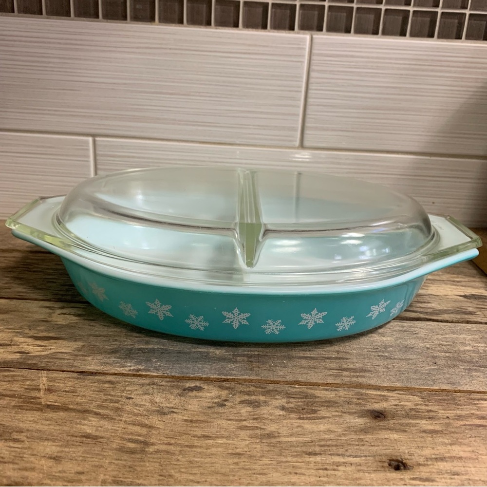 Vintage Pyrex Blue Snowflake Divided Casserole Dish